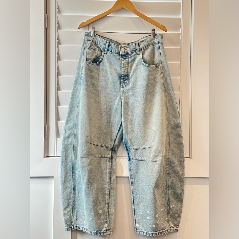 We The Free Good Luck Mid-Rise Barrel Jeans Size 29 Regular Aegean Light Blue - Picture 4 of 7